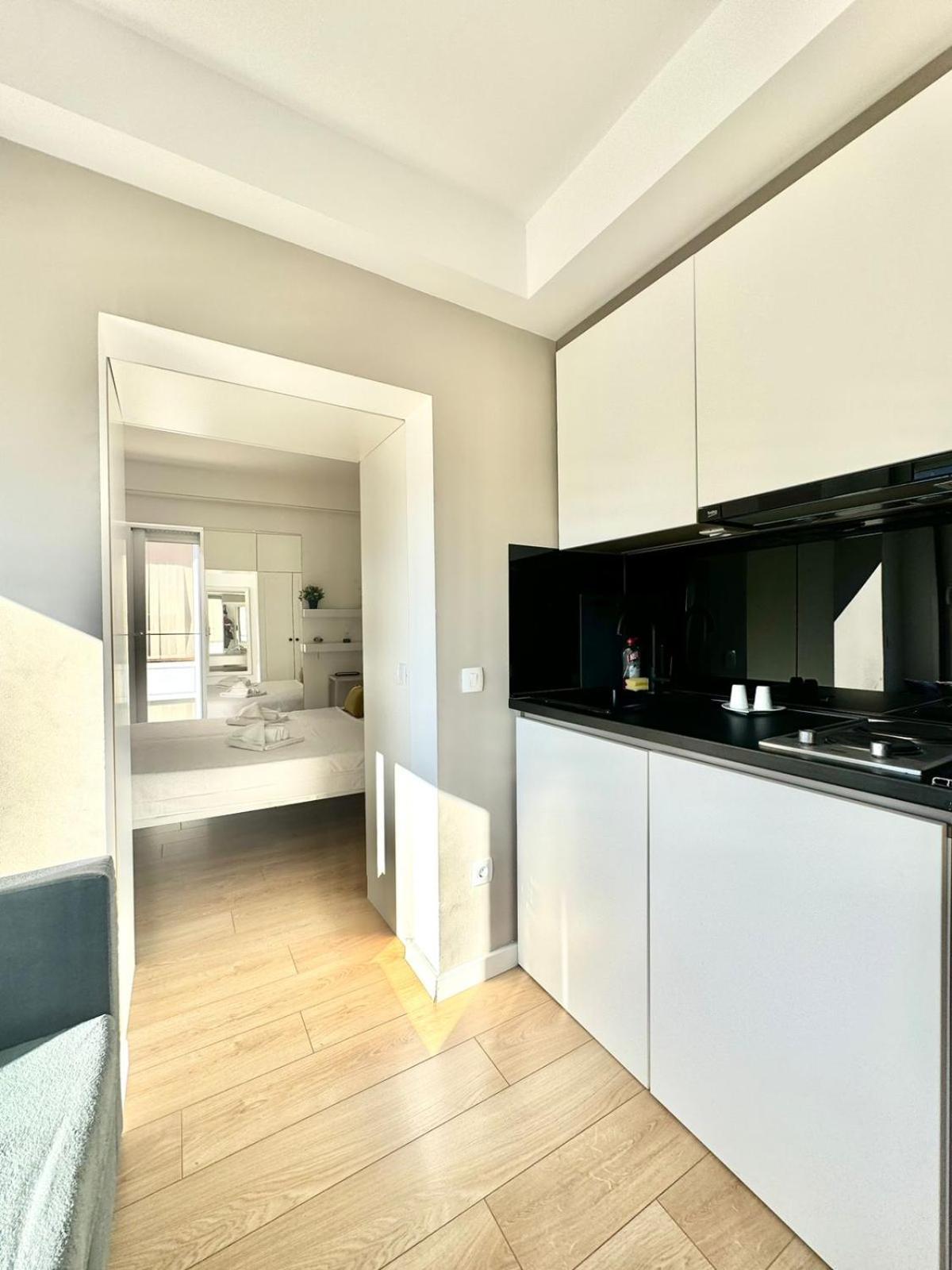 Apartmani Terminal Budva Exteriör bild