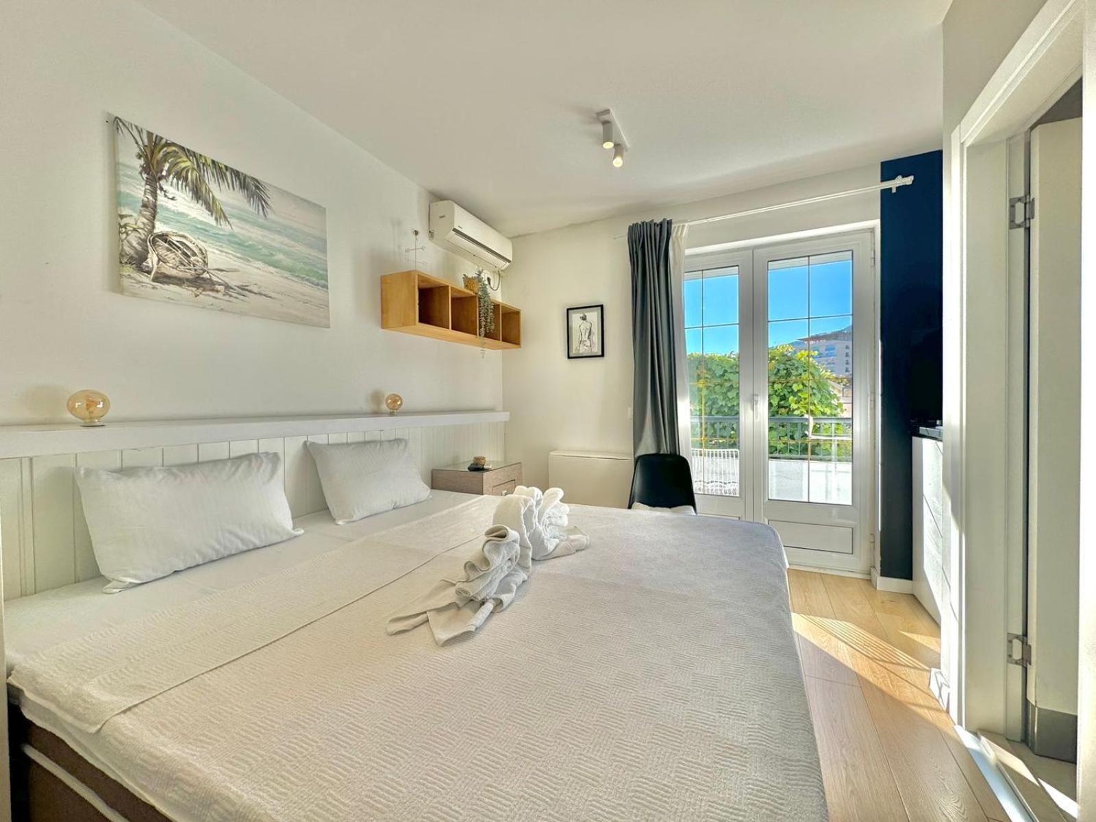 Apartmani Terminal Budva Exteriör bild