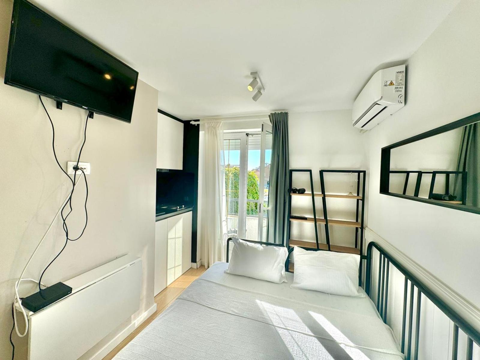Apartmani Terminal Budva Exteriör bild